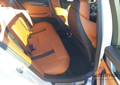 2019 BMW M5 Competition z USA, uszkodzony, nr VIN WBSJF0C53KB447416